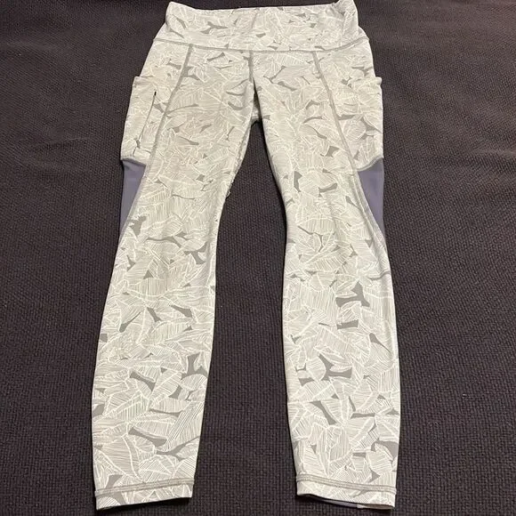 Athleta Capri Tights with Pockets! - Picture 1 of 9